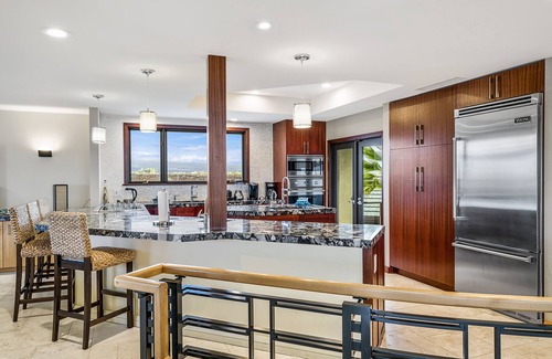 Kamuela House | ★ Blue Oasis - Spacious 5 bdr estate w/heated pool & spa on the Kona Coast
