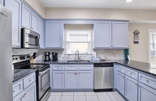 Gulf Shores House | Blue Parrot #3-Beachfront Duplex, Pet-Friendly