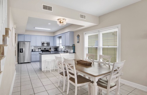 Gulf Shores House | Blue Parrot #3-Beachfront Duplex, Pet-Friendly