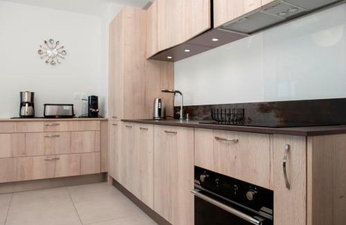 Saint Antoine Apartment | Blue Pearl A008