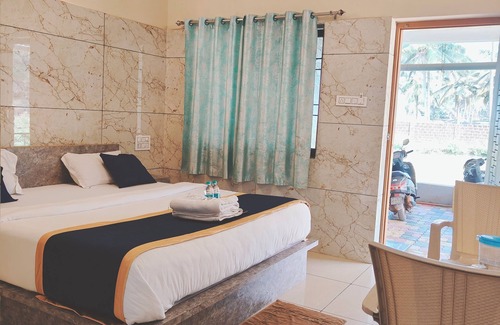 Murudeshwara Hotel | Blue Pearl Beach Guest House