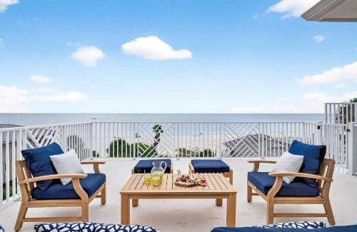 Coffeyville House | Blue Pearl