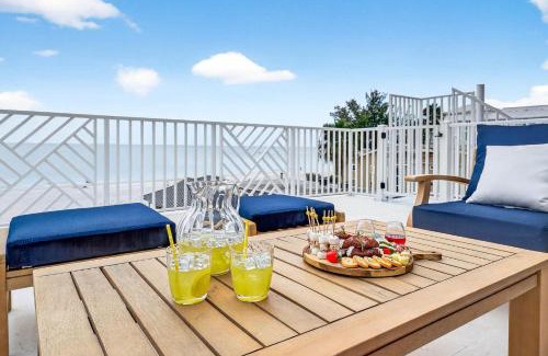 Coffeyville House | Blue Pearl