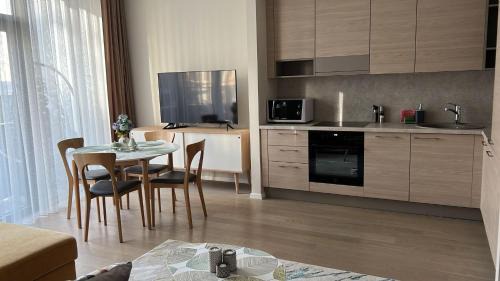 Druskininkai Apartment | Blue Peony