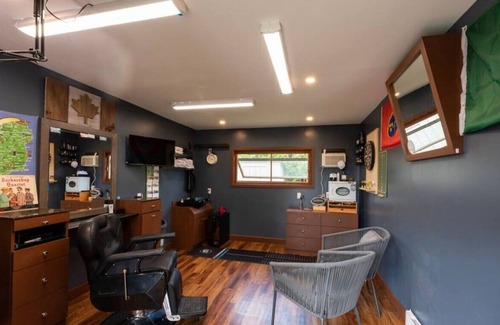 Plympton-Wyoming House | Blue Point Home- Beach Neighbourhood