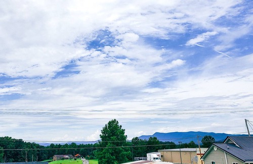 Cana House | Blue Ridge Cottage - Quaint, cozy home with gorgeous views minutes from Mayberry