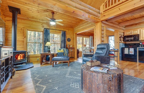 Ridges Over the Lake Cabin | Blue Ridge Log Cabin w/Hot Tub & Game Room!