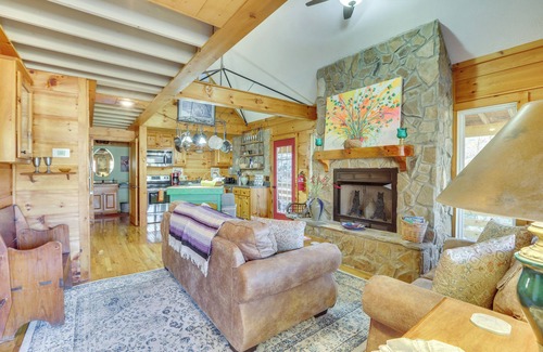 Fancy Gap Cabin | Blue Ridge Mountain Views - Fancy Gap Cabin
