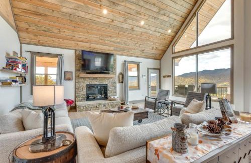Andrews House | Blue Ridge Mountain-View Cabin with Hot Tub and Deck!