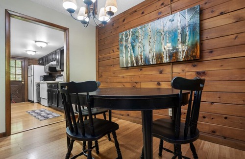 Blowing Rock Cabin | Blue Ridge Riverside Cabin