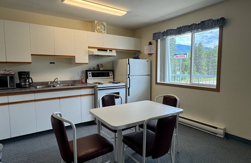 Blue River Hotel | Blue River Motel