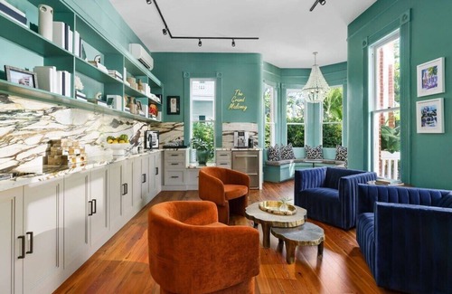 Historic Seaport Apartment | Blue Room at the Grand Maloney