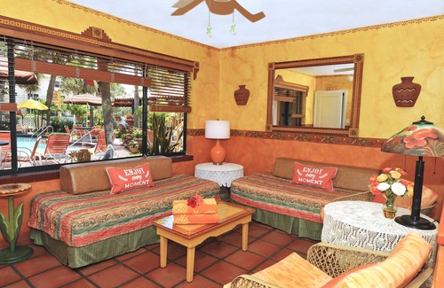 Lauderdale-by-the-Sea Hotel | Blue Seas Courtyard