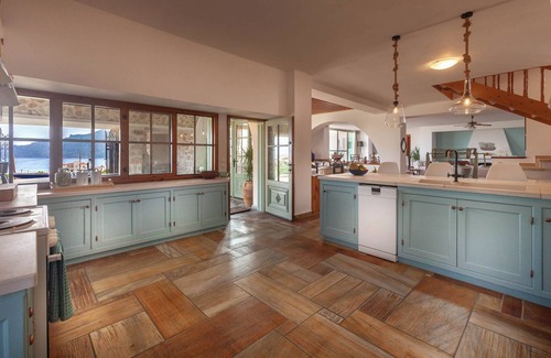 Plitra Villa | Blue Seas Villa - Your sea-view family retreat home in the Peloponnese.