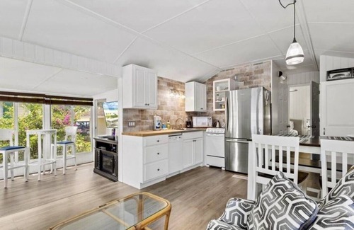 Nettles Island House | Blue Serenity Bungalow is ready for beach relaxation and fun. Family friendly!n