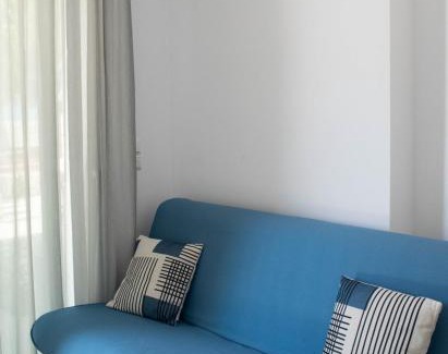 Pefki Apartment | Blue Side Studios