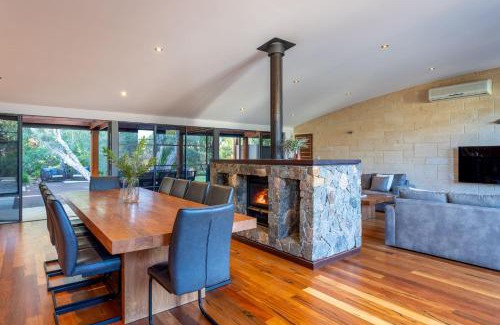 Naturaliste House | Blue Skies I Private Properties