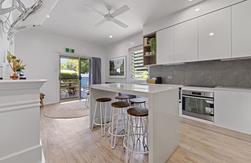 Yungaburra Apartment | Blue Summit Hideaway