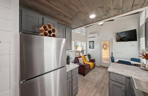 Fredericksburg Cottage | Blue Terrace - 183