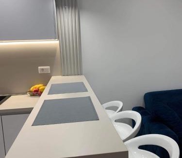 Zeljeznica Apartment | Blue View Luxury Apt in Soho City
