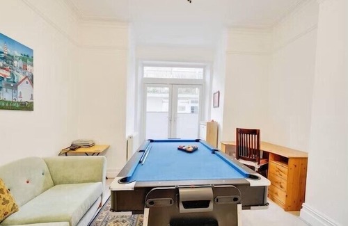 Westbourne House | Blue Vista