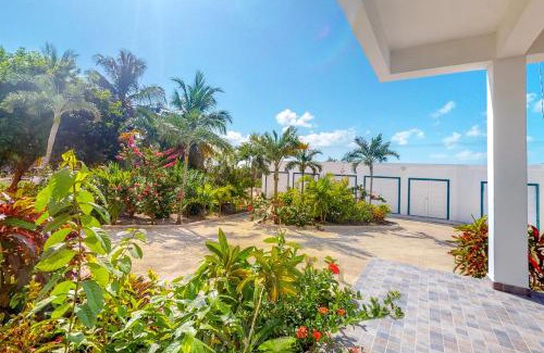 San Pedro Apartment | Blue Water Beach Villas