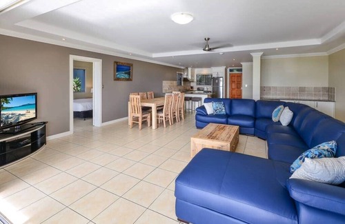 Hamilton Island Apartment | Blue Water Views 9, Seaview Apartment on Hamilton Island