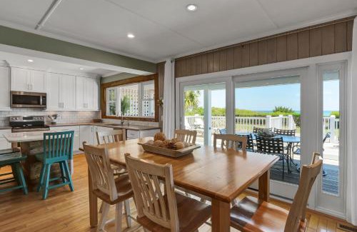 South End House | Blue Wave Retreat by Sea Scape Properties