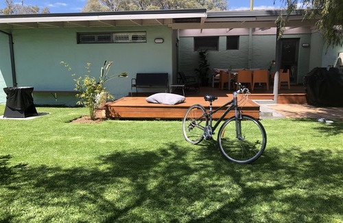 West Busselton House | Blue West - 150m from the water.