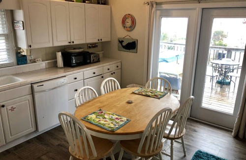 St. George Island Cottage | BLUE WHALE on St. George Island, Florida
