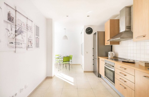 Vecindario Apartment | Blue & White Luxury House