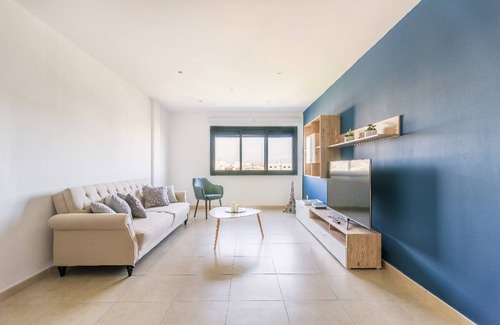 Vecindario Apartment | Blue & White Luxury House