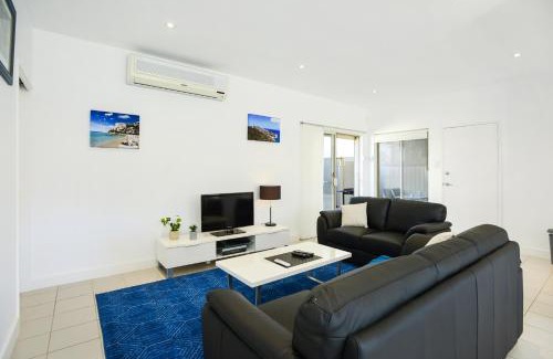 Aldinga Beach Apartment | Blue Zone - Aldinga Beach - C21 SouthCoast Holidays
