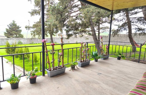 Tsalka House | Bluebell Cottage