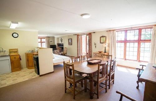 Dullstroom Apartment | Bluebell Cottage