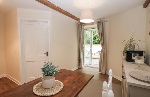 Shelve House | Bluebell's Cottage