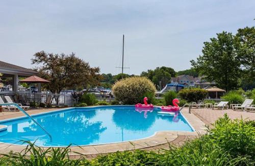 South Haven House | Blueberry Beach House indoor pool, hot tub