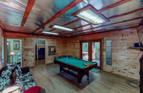 Sevierville Cabin | Blueberry Hill Cabin - Sevierville, TN (va)