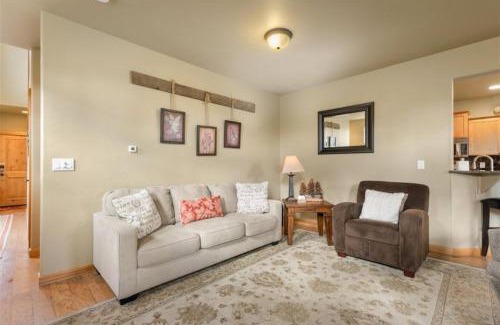 Southwest Bend House | Bluebird Day - Canyon Retreat