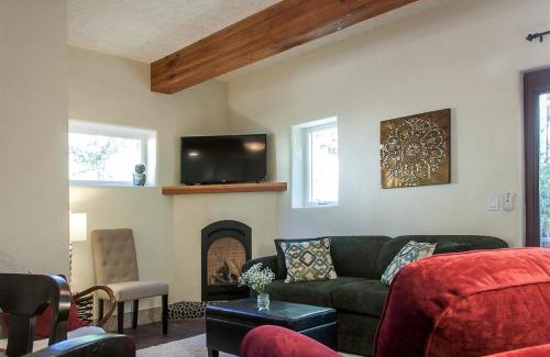 River West House | Bluebird Day - Casa Sol