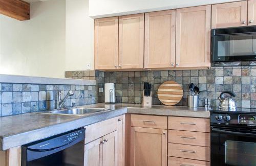 River West House | Bluebird Day - Casa Sol