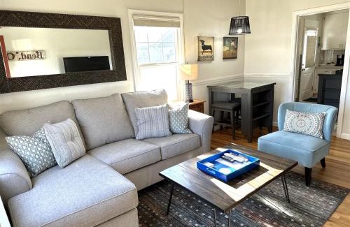 Old Bend House | Bluebird Day - Hill Street Beauty