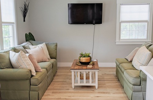 Mount Pleasant House | Bluebird Guest House