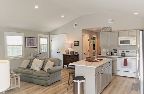 Mount Pleasant House | Bluebird Guest House