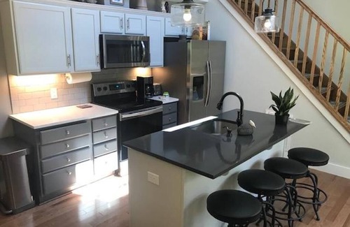 Black Mountain Cottage | Bluebird Hideaway: 1 Private Acre, Hot Tub, & Pets Allowed!