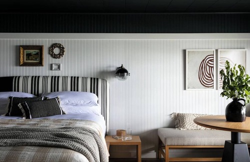 Ocean Point House | Bluebird Ocean Point Inn | Shore Oceanfront Deluxe Suite | with Fire Pits