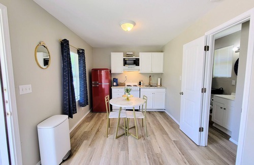 West Tawakoni Cabin | Bluebonnet Cottages by the Lake - Cabin 3