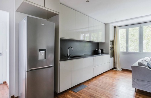 Republique–Point-du-Jour Apartment | Blueground | Auteuil, near football & tennis
