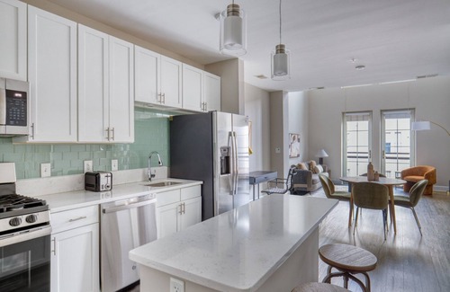 Bethesda House | Blueground | Bethesda, fitness center, nr Cabin John Park