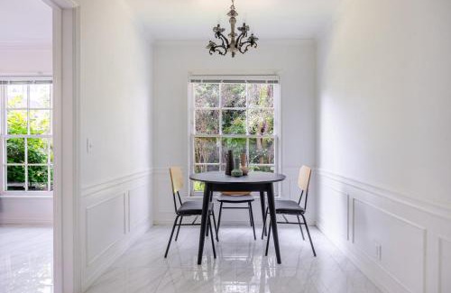 Beverly Hills Apartment | Blueground Beverly Hills view nr Beverly Gardens LAX-1364